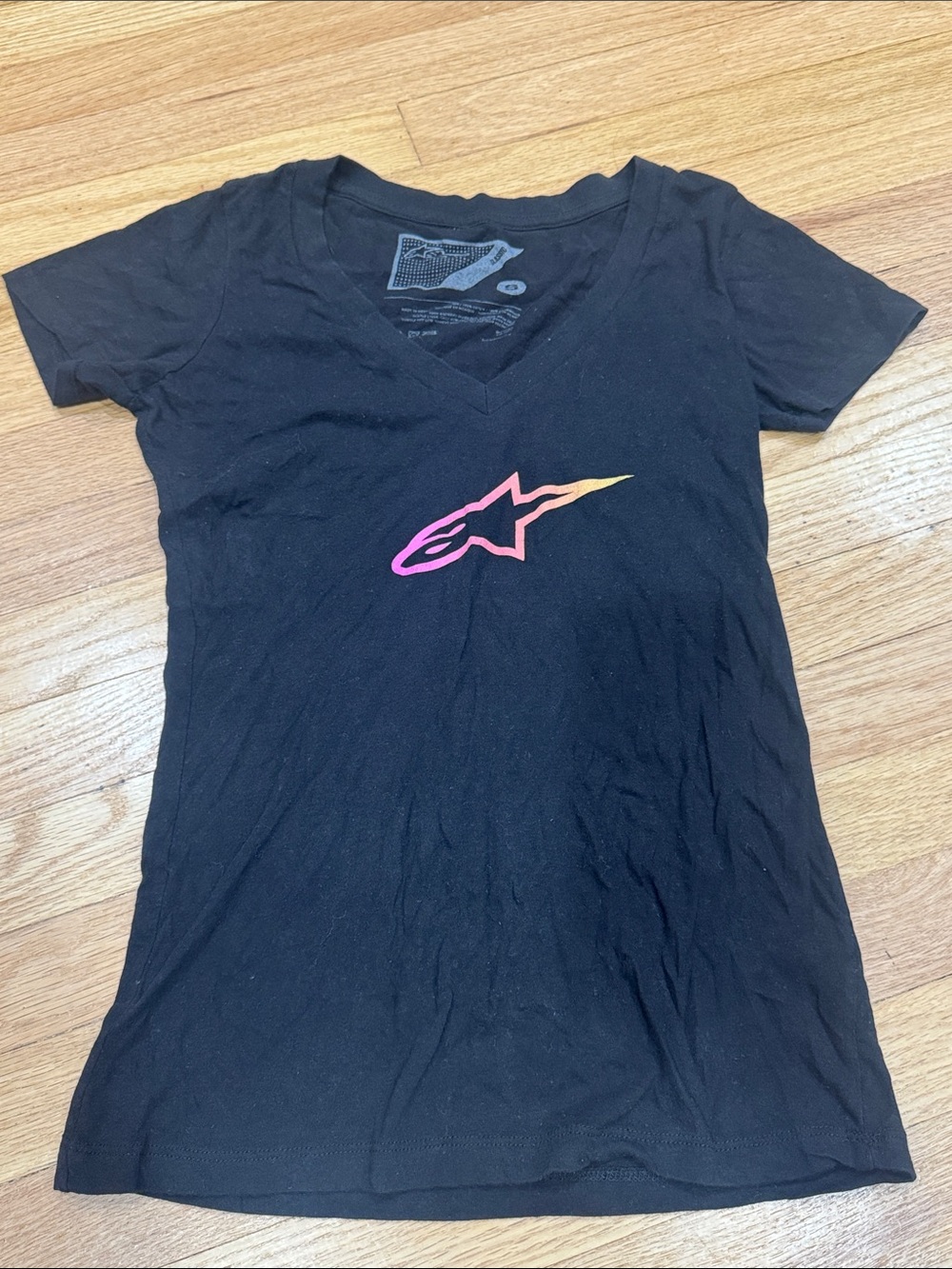 Alpinestars v-neck Black Tee with pink yellow logo